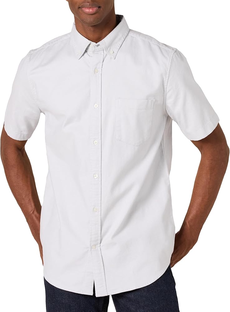 Amazon Essentials Men's Slim-Fit Short Sleeve Stretch Oxford Shirt with Pocket