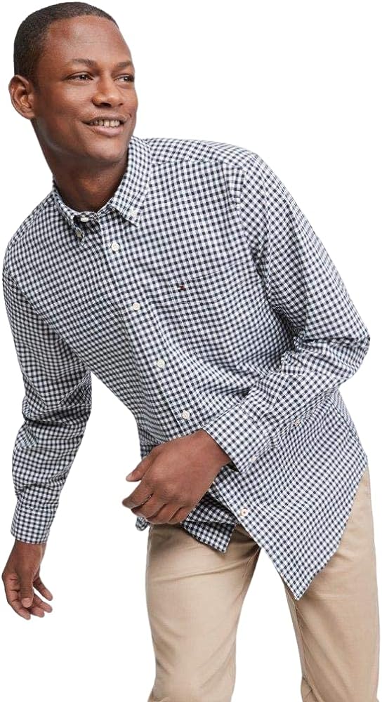 Tommy Hilfiger Men's Long Sleeve Casual Button Down Shirt in Classic Fit