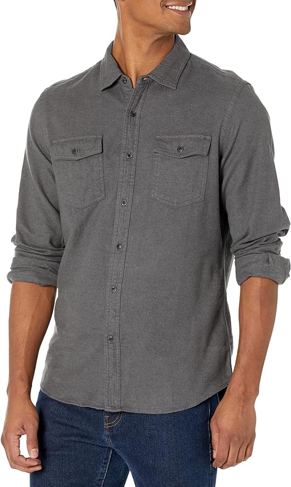 Amazon Essentials Men's Slim-Fit Long-Sleeve Two-Pocket Flannel Shirt